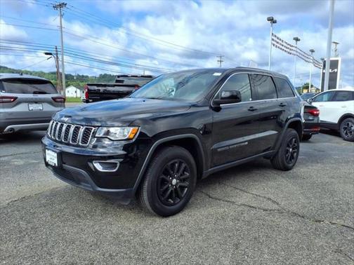 2022 Jeep Grand Cherokee Laredo