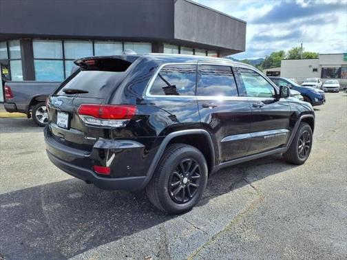 2022 Jeep Grand Cherokee Laredo