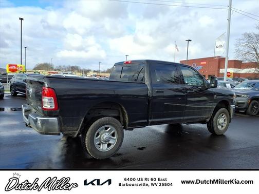 2024 RAM 2500 Tradesman Crew Cab 4x4 6'4' Box