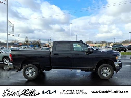 2024 RAM 2500 Tradesman Crew Cab 4x4 6'4' Box