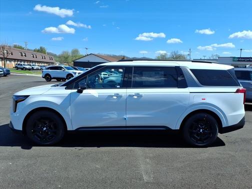 Snow White Pearl 2026 Kia Carnival SX