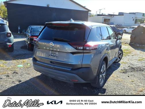 2021 Nissan Rogue SV