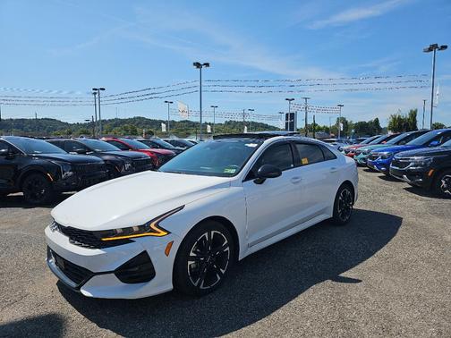 2023 Kia K5 GT-Line