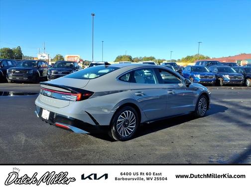 2024 Hyundai SONATA Hybrid SE