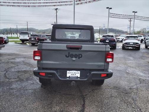 2020 Jeep Gladiator Sport