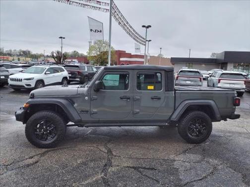 2020 Jeep Gladiator Sport