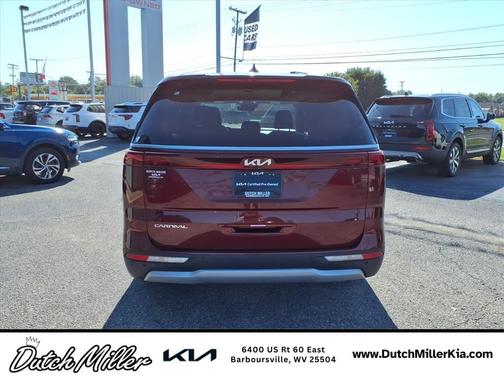 2023 Kia Carnival EX