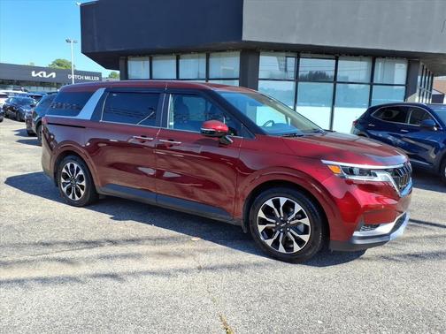 2023 Kia Carnival EX
