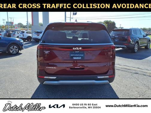 2023 Kia Carnival EX