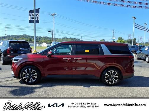 2023 Kia Carnival EX