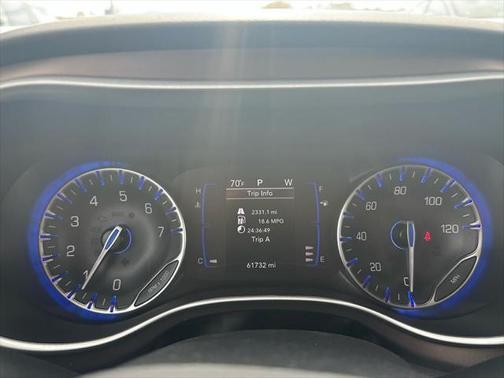 2023 Chrysler Voyager LX