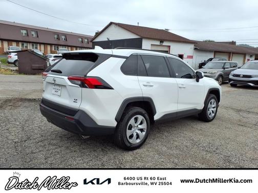 2021 Toyota RAV4 LE