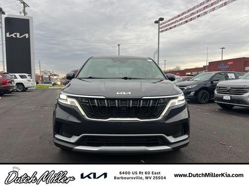 2023 Kia Carnival LX