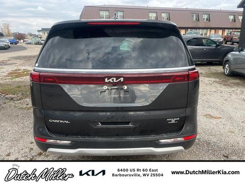 2023 Kia Carnival LX