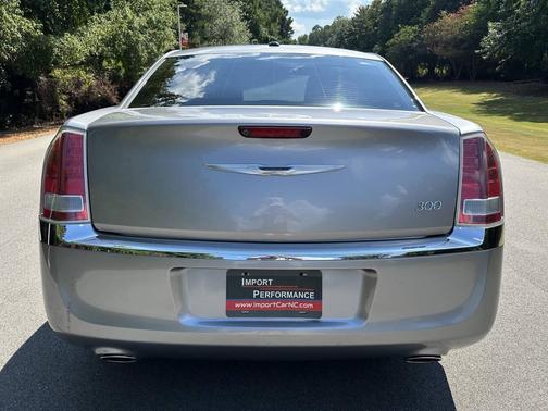2014 Chrysler 300 S