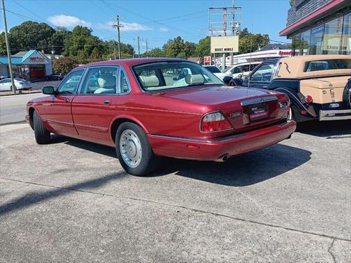 2000 Jaguar XJ Vanden Plas
