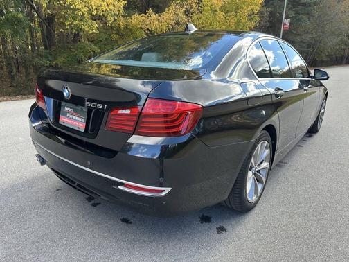 2014 BMW 528 528i 4dr Sedan