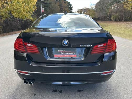 2014 BMW 528 528i 4dr Sedan
