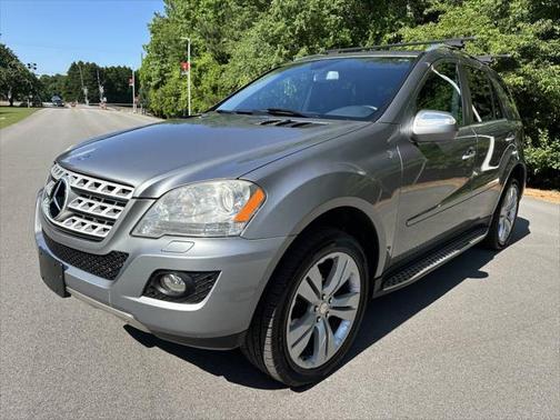 2010 Mercedes-Benz M-Class 4MATIC