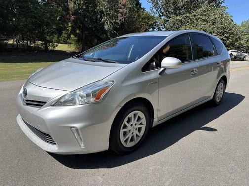 2013 Toyota Prius v Three