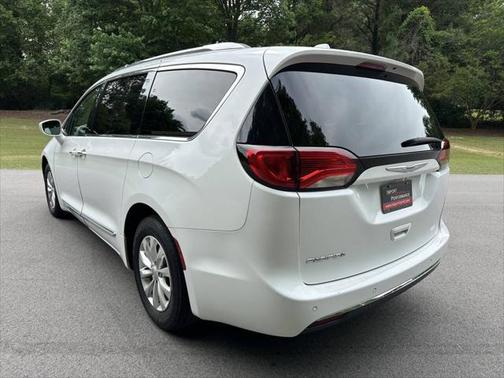 2018 Chrysler Pacifica Touring-L