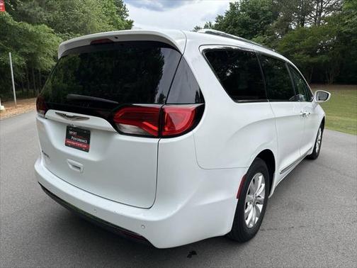 2018 Chrysler Pacifica Touring-L
