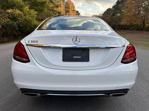 2018 Mercedes-Benz C-Class C 300 4dr Sedan