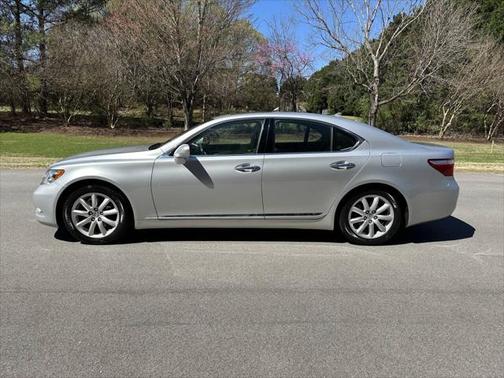 2007 Lexus LS 460 Base