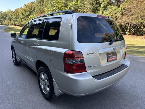 2005 Toyota Highlander Base