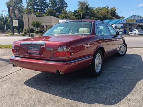 2000 Jaguar XJ Vanden Plas