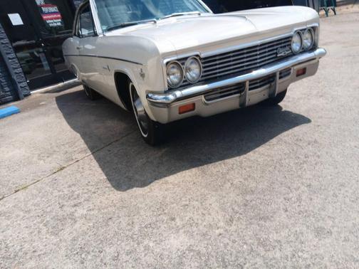 1966 Chevrolet Impala Base