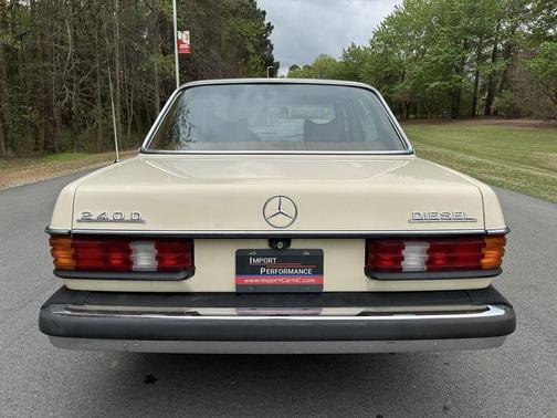 1978 Mercedes-Benz 240D 240D