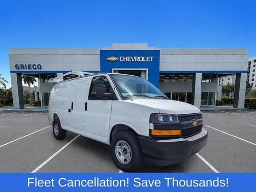 Summit White 2025 Chevrolet Express 2500 Work Van