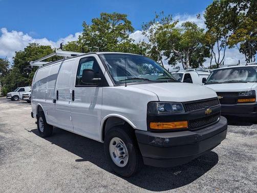 Summit White 2025 Chevrolet Express 2500 Work Van