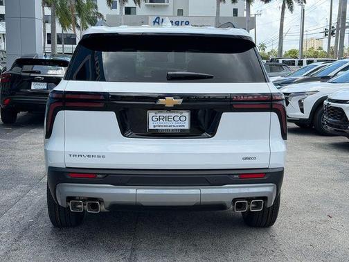 Summit White 2026 Chevrolet Traverse LT