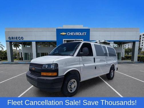 Summit White 2025 Chevrolet Express 2500 Work Van