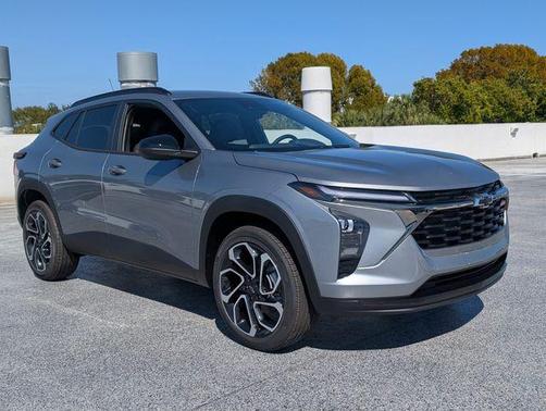 Sterling Gray Metallic 2026 Chevrolet Trax 2RS
