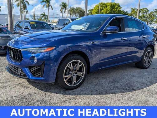 Blu 2022 Maserati Levante Modena