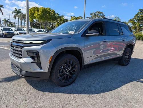 Sterling Gray Metallic 2026 Chevrolet Traverse LT