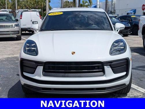 Carrara White Metallic 2022 Porsche Macan S