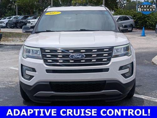 White Platinum Clearcoat Metallic 2017 Ford Explorer XLT
