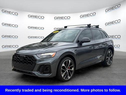 Daytona Gray Pearl Effect 2024 Audi SQ5 3.0T Premium Plus