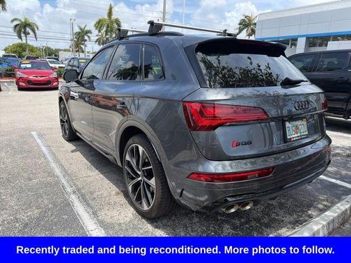 Daytona Gray Pearl Effect 2024 Audi SQ5 3.0T Premium Plus