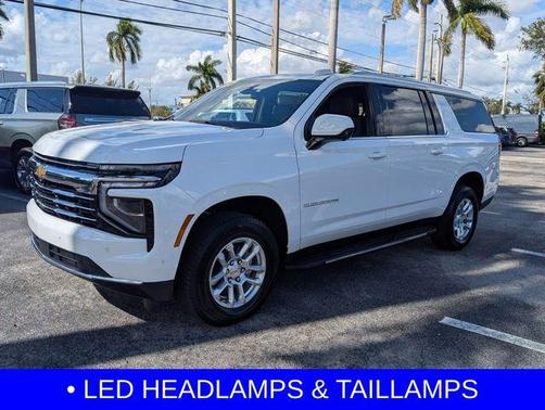 Summit White 2026 Chevrolet Suburban LT