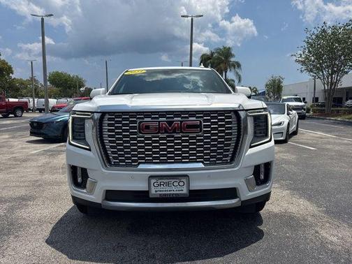 Summit White 2023 GMC Yukon Denali