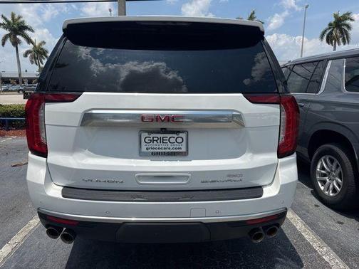 Summit White 2023 GMC Yukon Denali