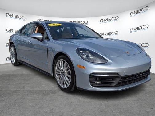 Dolomite Silver Metallic 2021 Porsche Panamera Base