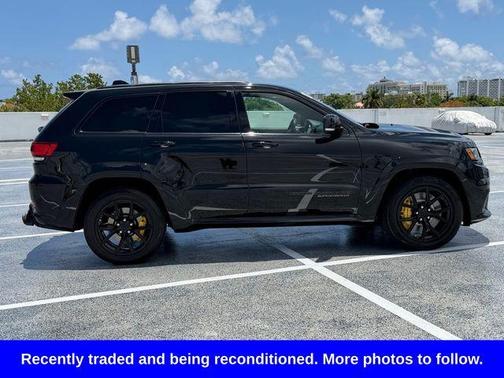 Diamond Black 2021 Jeep Grand Cherokee Trackhawk