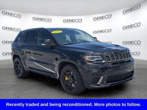 Diamond Black 2021 Jeep Grand Cherokee Trackhawk