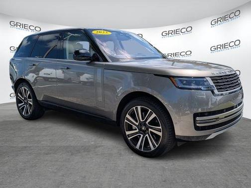 Silicon Silver 2023 Land Rover Range Rover P530 SE